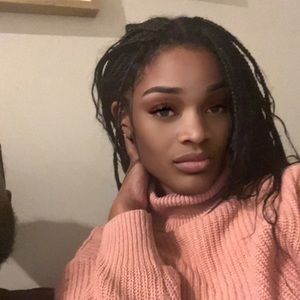 Meet your Posher, Fatima